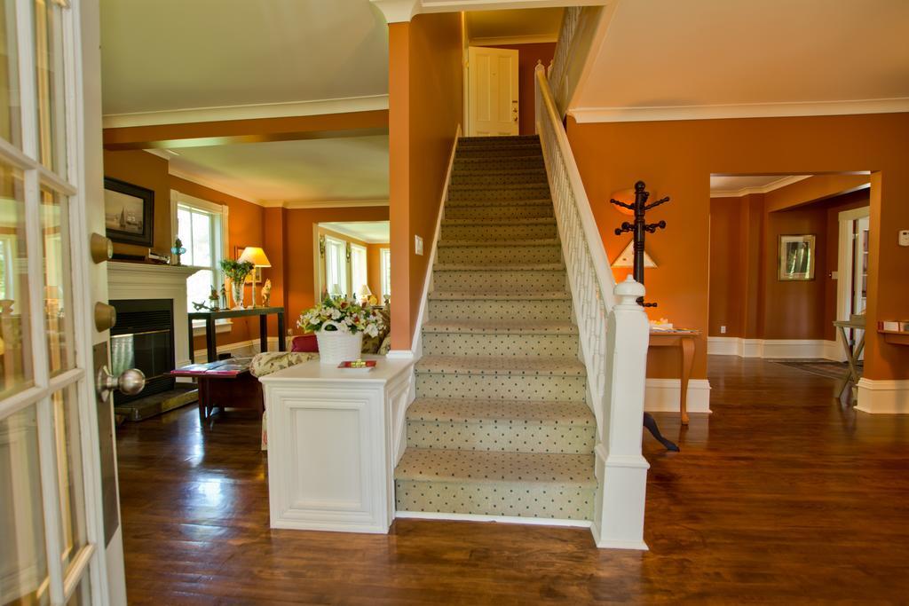 Auberge La Raveaudiere North Hatley Luaran gambar