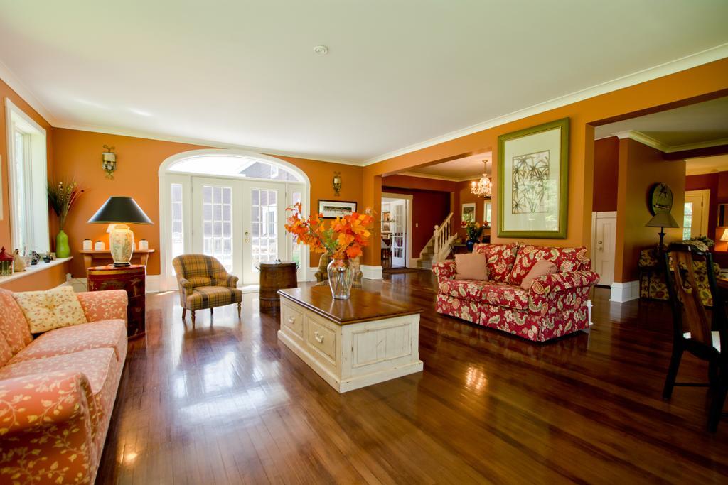 Auberge La Raveaudiere North Hatley Luaran gambar