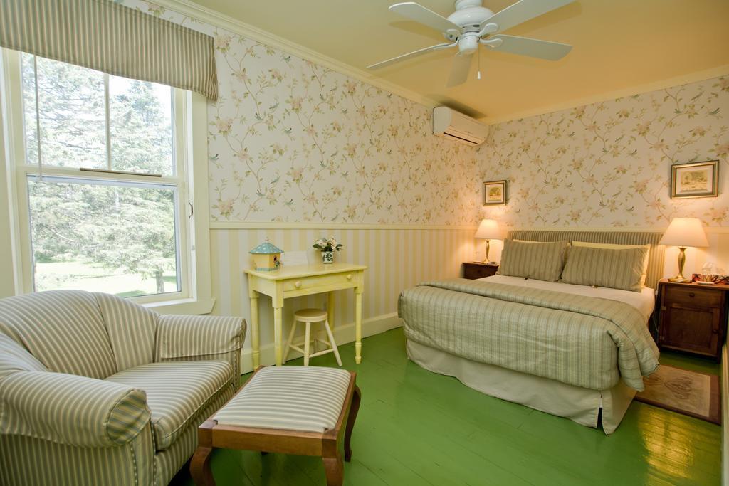 Auberge La Raveaudiere North Hatley Bilik gambar